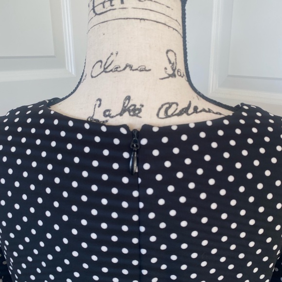 NWT Topshop Polka Dot Dress w/ Belt - Picture 4 of 5